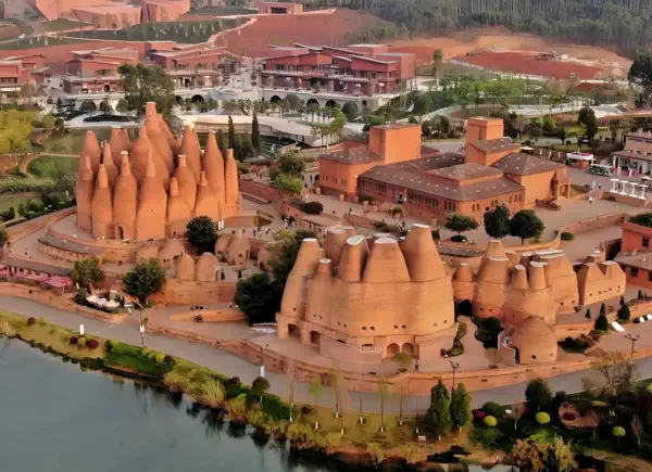 Dongfeng Charm Art Town